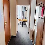 Osrodek Wypoczynkowy Start לינה וארוחת בוקר 3*